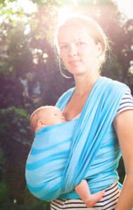 Rückenschmerzen durch Babytrage oder Babytuch?